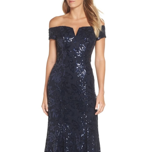 Vince Camuto Women's Off The Shoulder Gown Dark Blue Size 10